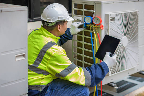 Professional Hvac Maintenance technician working in Bay Shore, NY